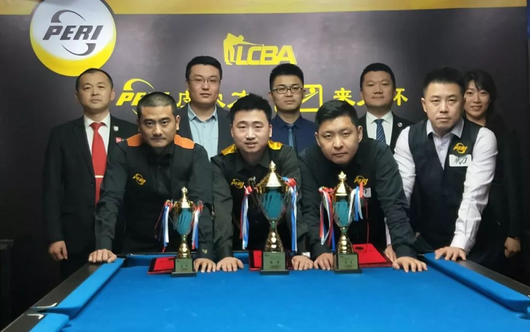 双打比赛的 双打比赛的