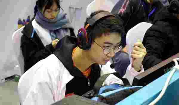 对于我们关 对于我们关