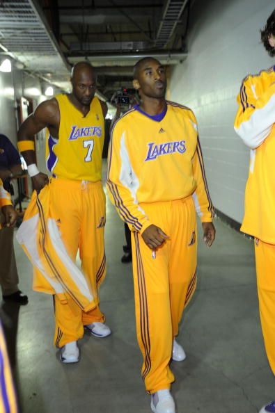 打破了对方 打破了对方